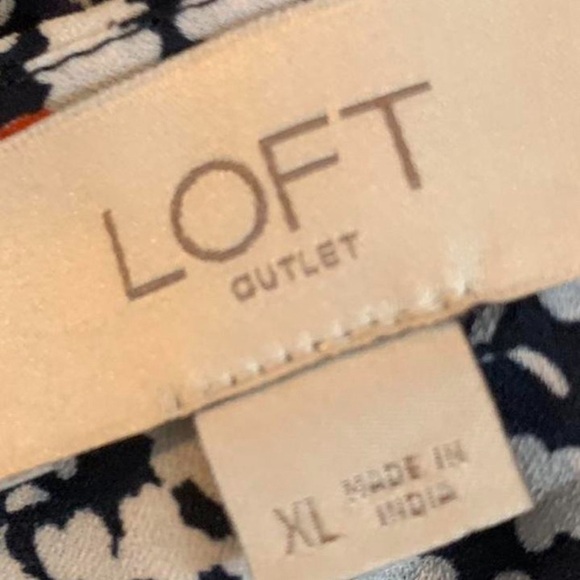 LOFT Black Floral Camisole Top - Picture 5 of 5